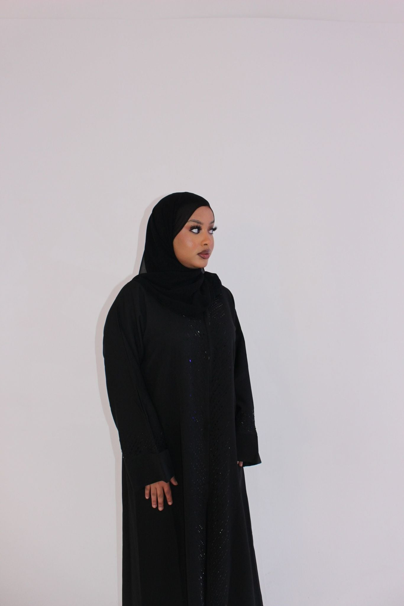 Midnight Bloom Abaya